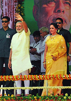 Worse days ahead for 'dalals': Modi