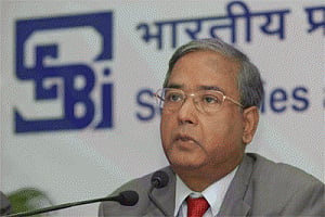 Financial awareness must to save investors from frauds: Sinha