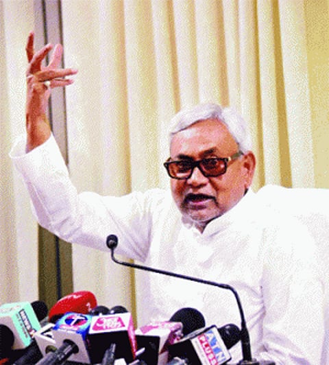 lalu sugar-coats Nitish pill