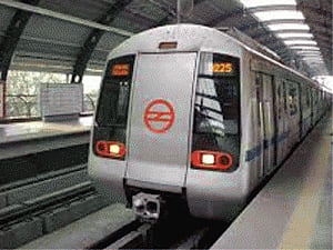 Delhi metro begins trial runs in new section