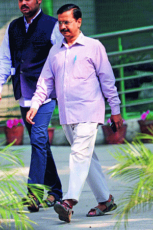 Sparks fly at Kejriwal, police chief meeting