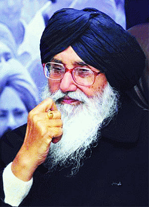 Badal bats for observing the day at national level