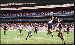 Maradona meets referee who allowed 'Hand of God' goal