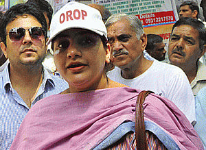 OROP: V K Singh's daughter joins protest at Jantar Mantar
