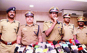 Accused tried to commit suicide but held by cops