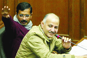 Kejriwal, Sisodia throw another barb at PM Modi