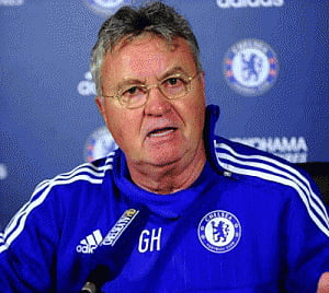 Chelsea coach Hiddink demands contributions from all players