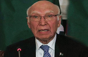 Pakistani, Indian foreign secretaries to meet on January 15: Aziz