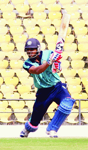 Delhi beat Goa by whisker, seal quarterfinals berth