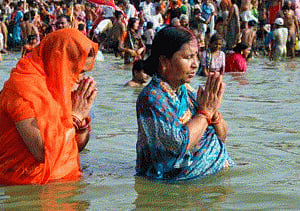 Devotees take holy dip on Makar Sankranti in Punjab, Haryana