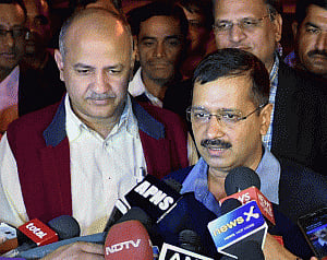Kejriwal, Sisodia attack Centre over JCA new rules