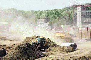 DDA, DlF asked to pay through nose for violating dust norms