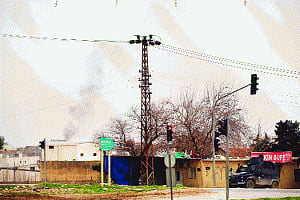 Turkey shells Kurdish positions in Syria for second day