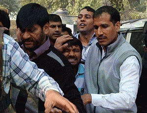 Kanhaiya Kumar, journalists attacked by lawyers in court area