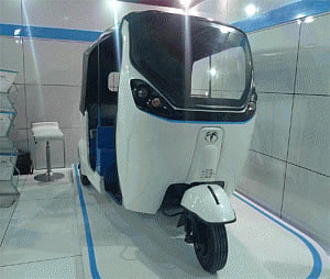 Terra Motors launches e-rickshaw