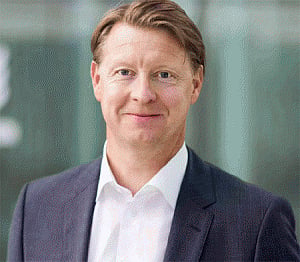 5G, IoT and cloud will disrupt every industry in 2016: Ericsson CEO
