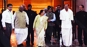 'Consensus among parties on smooth Budget Session'