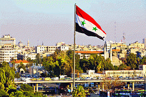 Air raids in Syria as shaky truce enters second day