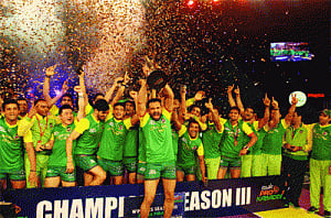 Pirates are new Champs