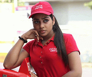 Satna Titus all set for Telugu debut
