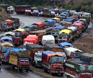 Jammu-Srinagar National Highway closed for third day