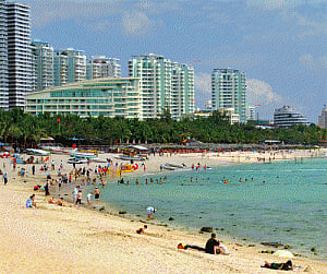 China's 'Hawaii' vies to become tourist destination