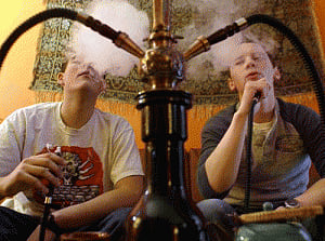 light-use hookah may damage your lungs: study