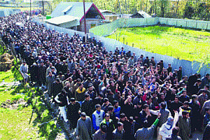 Soldiers didn't molest me: Girl