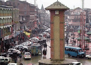 Restrictions lifted in Srinagar