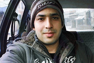 Indian struck by train at london Underground station; dies