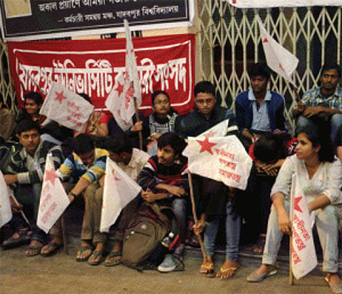 Jadavpur is turning into a center for disturbance: Guv