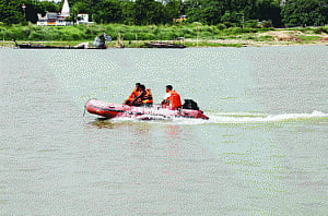 Many feared dead in Hooghly boat capsize