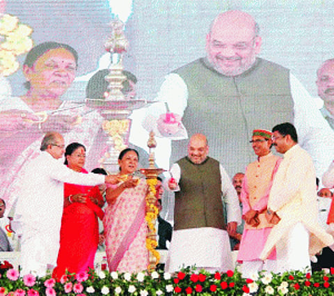 'Govt to provide 5 crore lPG connections to BPl families'