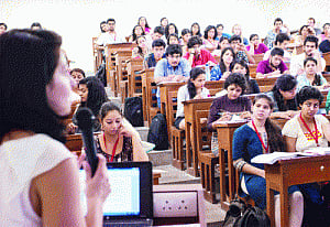 DU teachers boycott UG evaluation over workload