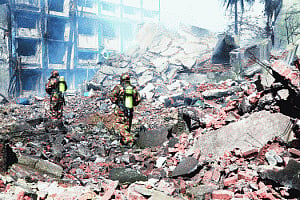 Five workers killed, 100 hurt in Dombivli chemical unit blast