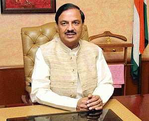 No pre or post poll alliance with any party in UP: Sharma