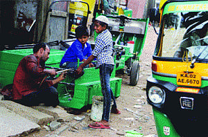 Achchhe din for economy as GDP grows by 7.6%