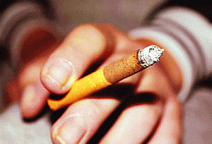 Smoking stems bone growth: Doctors