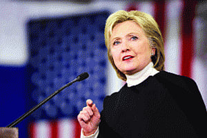 Trump a 'fraud', trying to scam people of US, says Hillary