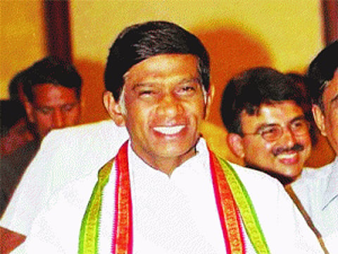 Jogi threatens to quit if Cong changes horses in midstream