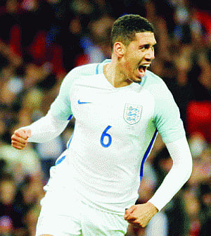 Smalling's header sinks Portugal