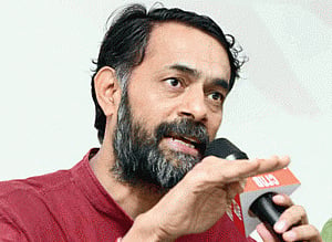 MP flouting SC order on drought, says Yogendra Yadav