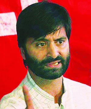 Yasin Malik held for spreading unrest in J&K