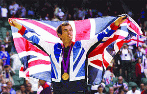 Murray sets sights on record fifth Queen's crown