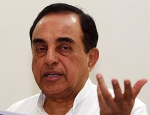 Swamy for CBI probe into grant of small finance bank licenses
