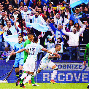 Argentina trounce Bolivia