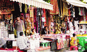 licence of 31 vendors suspended for 3 months