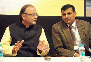 Govt lauds Rajan's 'good work', successor soon: Jaitley