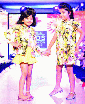 Kiddie strut