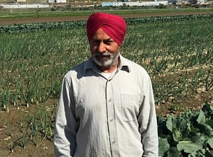 'Hero' Sikh saves drowning girl using turban in Canada